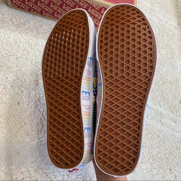 VANS Pride classic slip on multi color block/white sneakers NEW! - Picture 5 of 7